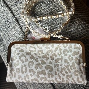 Sue Wallet/Crossbody by Jen & Co